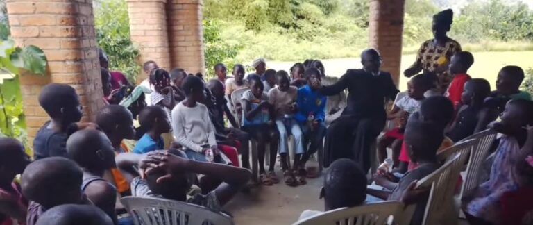 Diocèse de Mouila/Installation du nouveau choeur du Sanctuaire Notre Dame des Trois Epis et de l’Equateur.