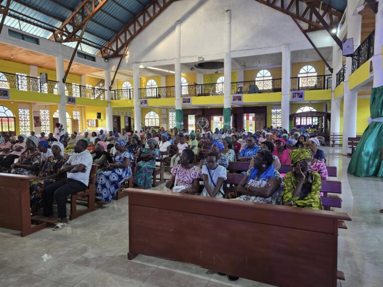 DIOCÈSE DE PORT–GENTIL/Méditation du Rosaire