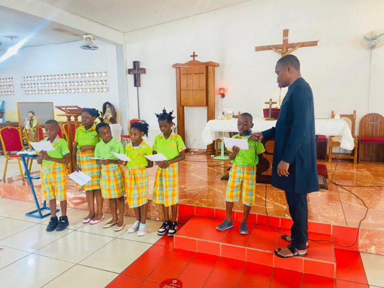 Messe de rentrée scolaire au complexe scolaire Nid d’éveil