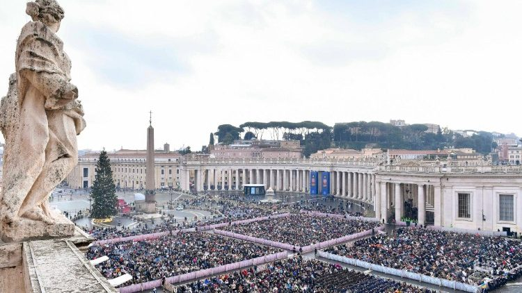 Audience générale: nous ne sommes pas des machines, mais un coeur