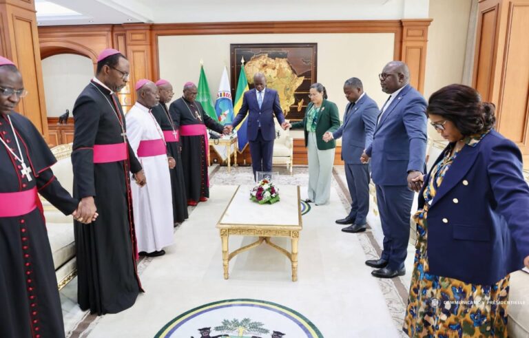 Audience des évêques du Gabon chez le Président de la République Gabonaise