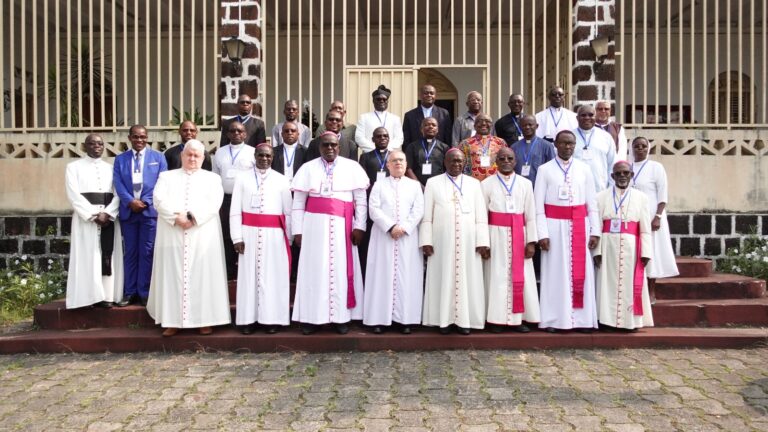 DISCOURS D’OUVERTURE XXXIIIe/Assemblée Plénière de la CEG