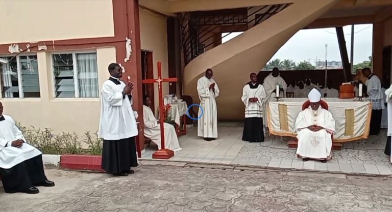 Messe pontificale de collation des ministères au Grand séminaire Saint-Jean.